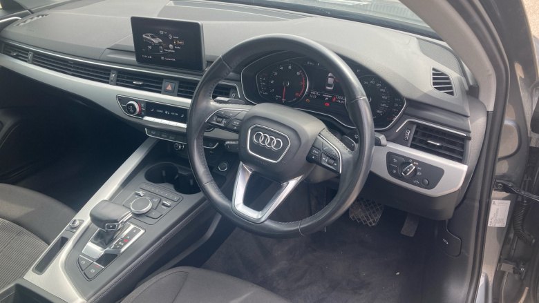Audi A4 35 TFSI SE 4dr S Tronic Petrol Saloon